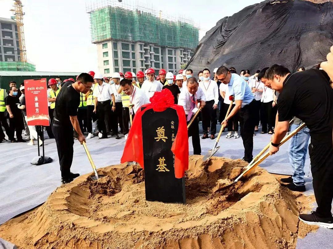 奠基仪式现场