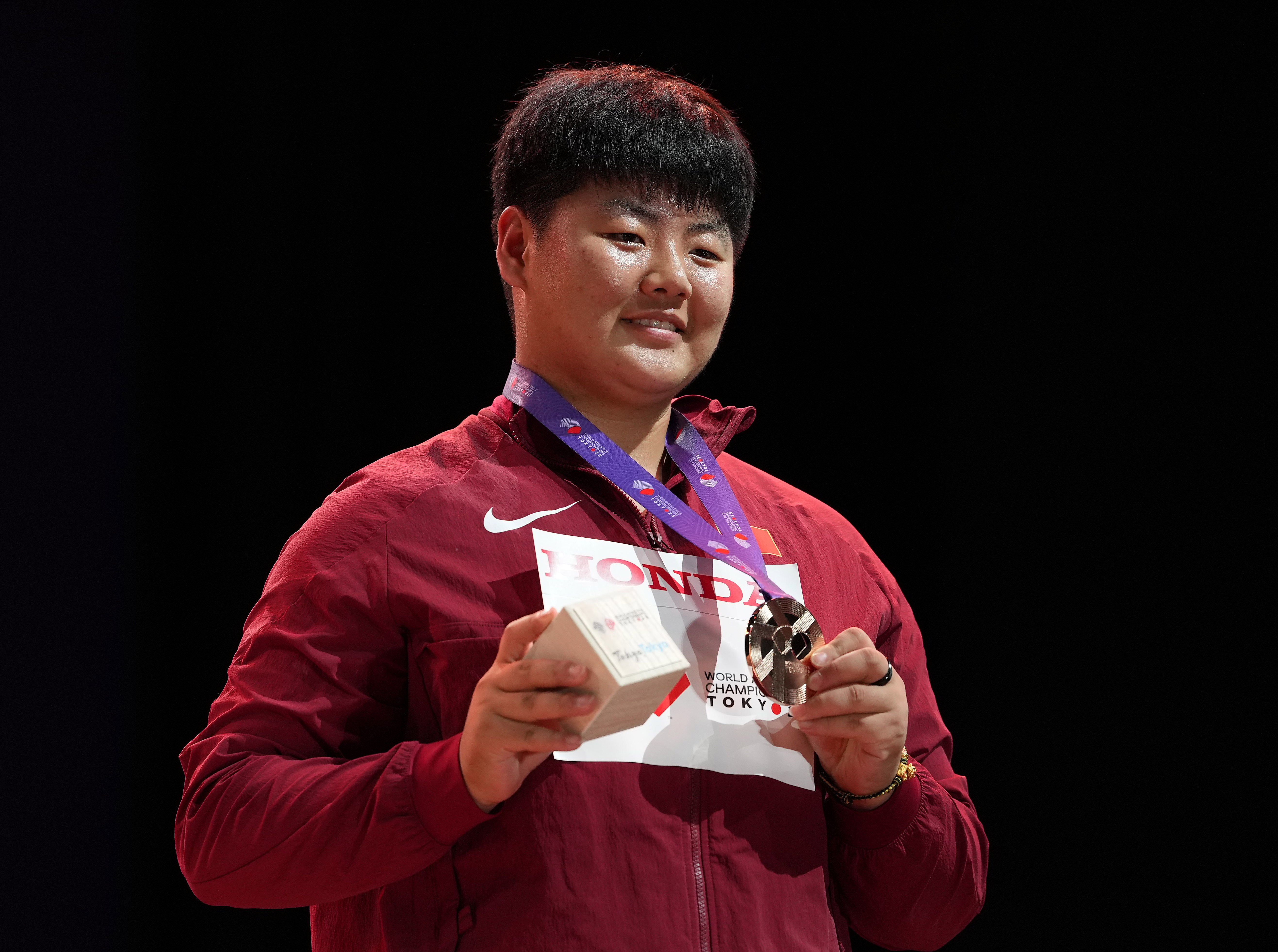 女子链球颁奖仪式