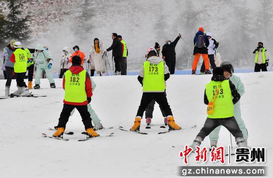 贵阳高坡滑雪场图片