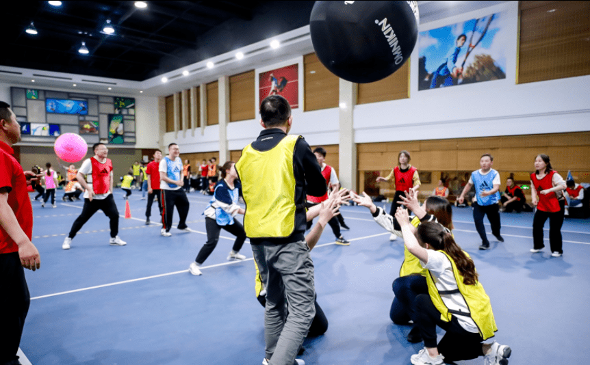 上海乐活营地郊野公园店:创意室内团建活动,释放团队活力!