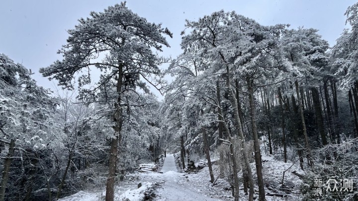 庐山含鄱口雪景图片