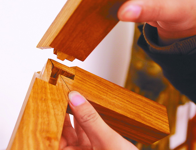 榫卯结构是传统中式家具的精髓