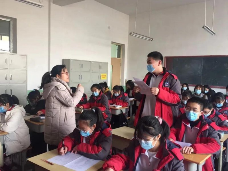 "支教岛"带队做公益,青岛33中七人赴莱西7中送教