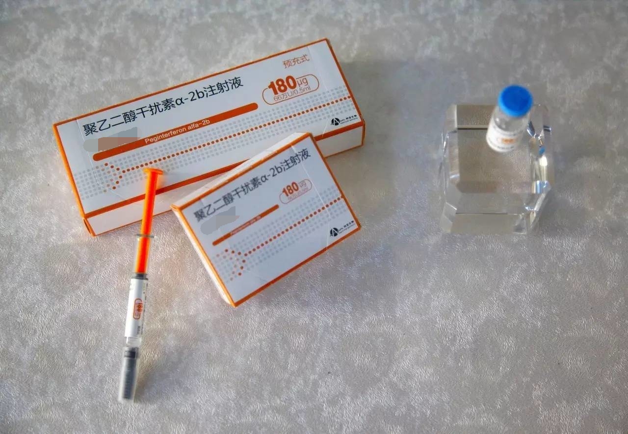 乙肝初治该选口服药还是打干扰素?