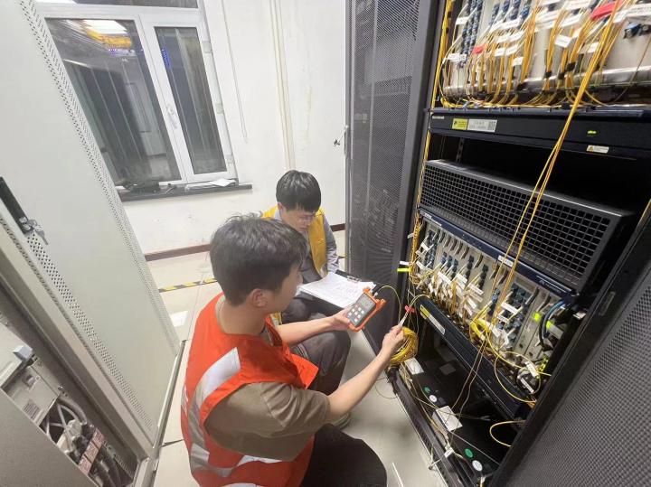 绥化站铁路通信光缆迁移工作顺利完成