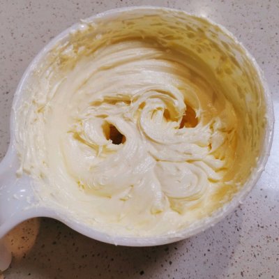 奶酪奶油霜中午刚做完,晚上又想吃了