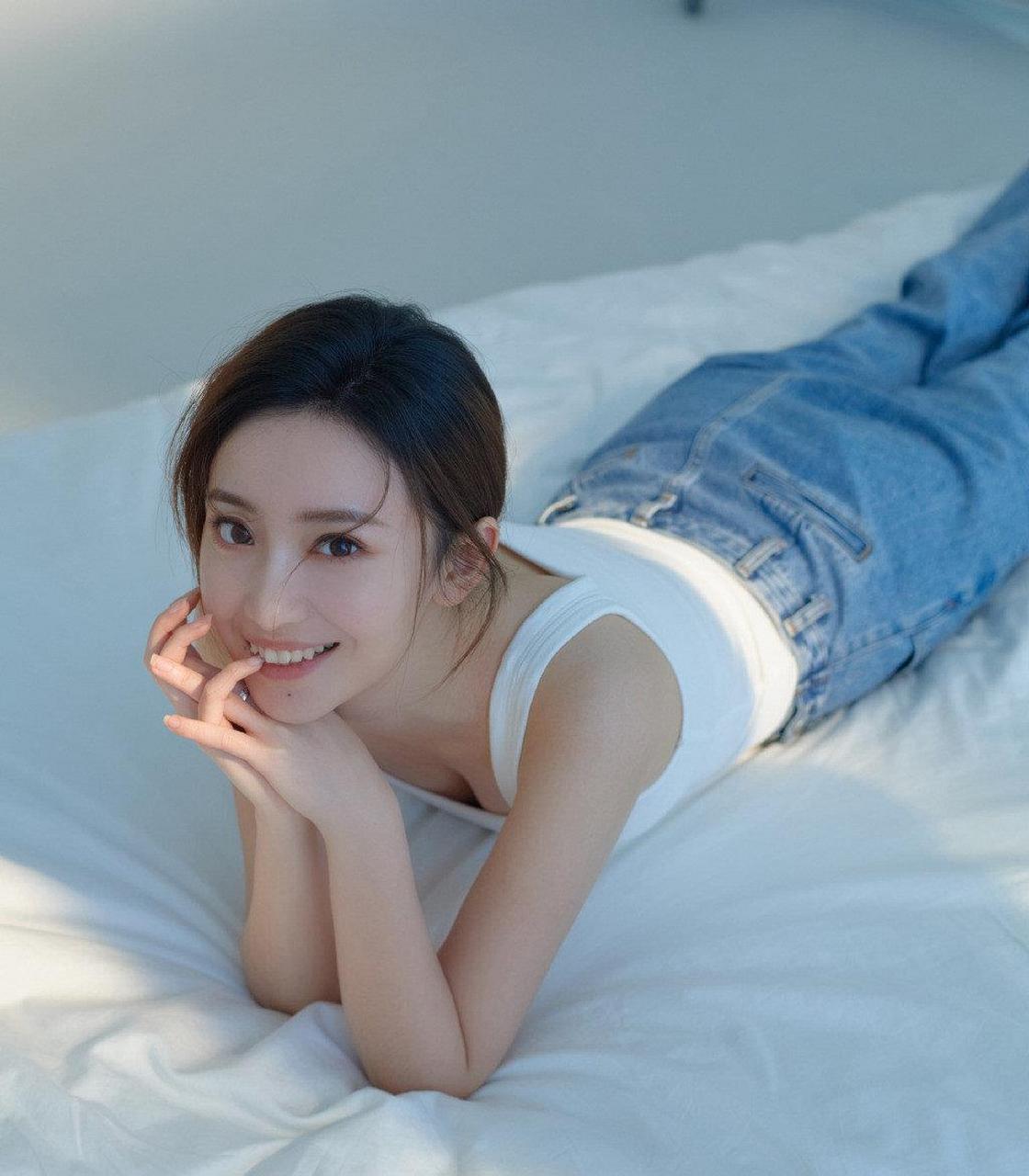 佳依,腾讯女主播,柔美气质