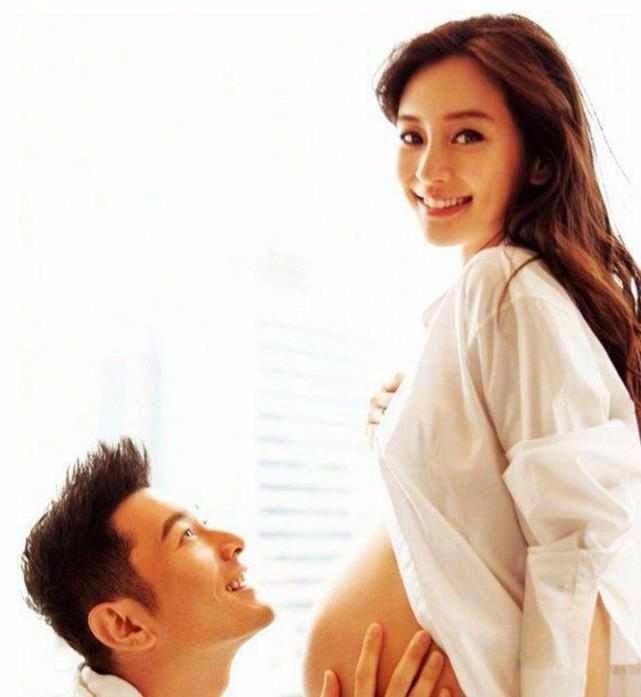 离婚一年,angelababy携前夫黄晓明一起上热搜