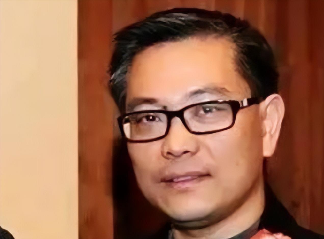 逃亡之路:程慕阳女儿的离奇命运!