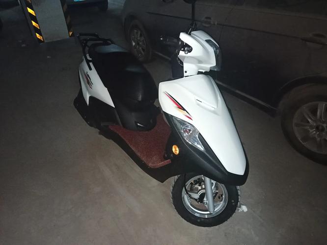 豪爵vf125踏板摩托车价格表