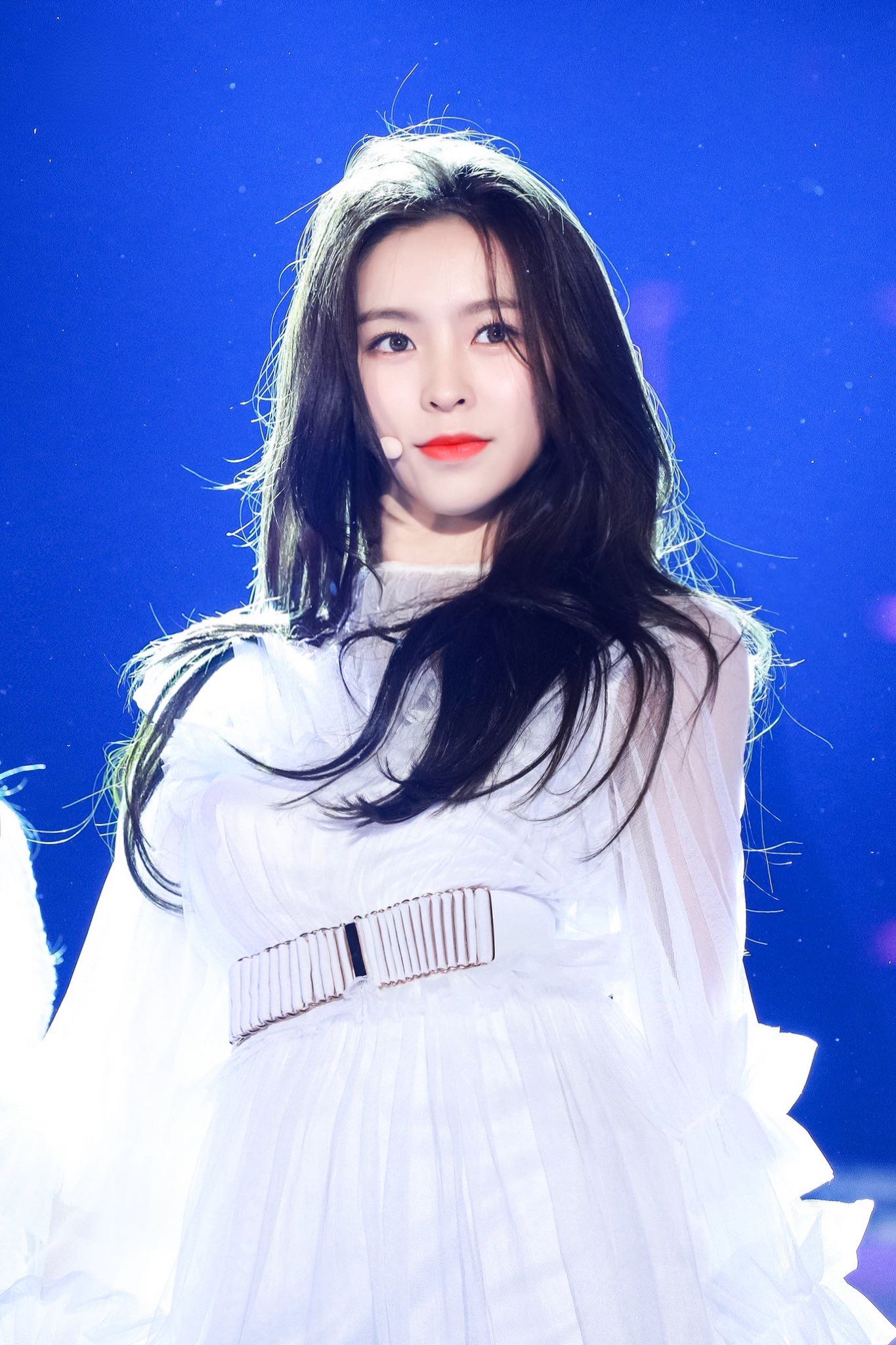 香江来信|香港歌手演员庄锭欣:新的一年愿勇敢逐梦,奉献更多好作品