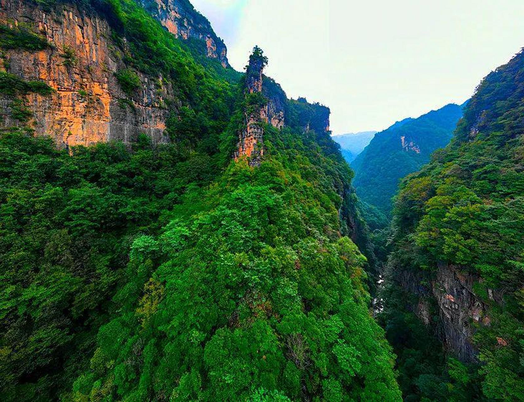 旺苍盐井河大峡谷,位于四川省广元市旺苍县,是一个充满神秘色彩的旅游