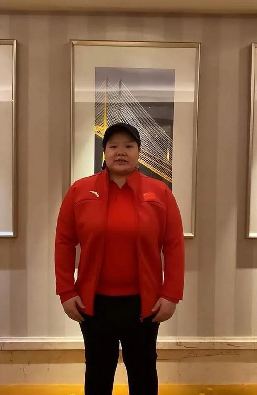 体操奥运冠军程菲亮相!