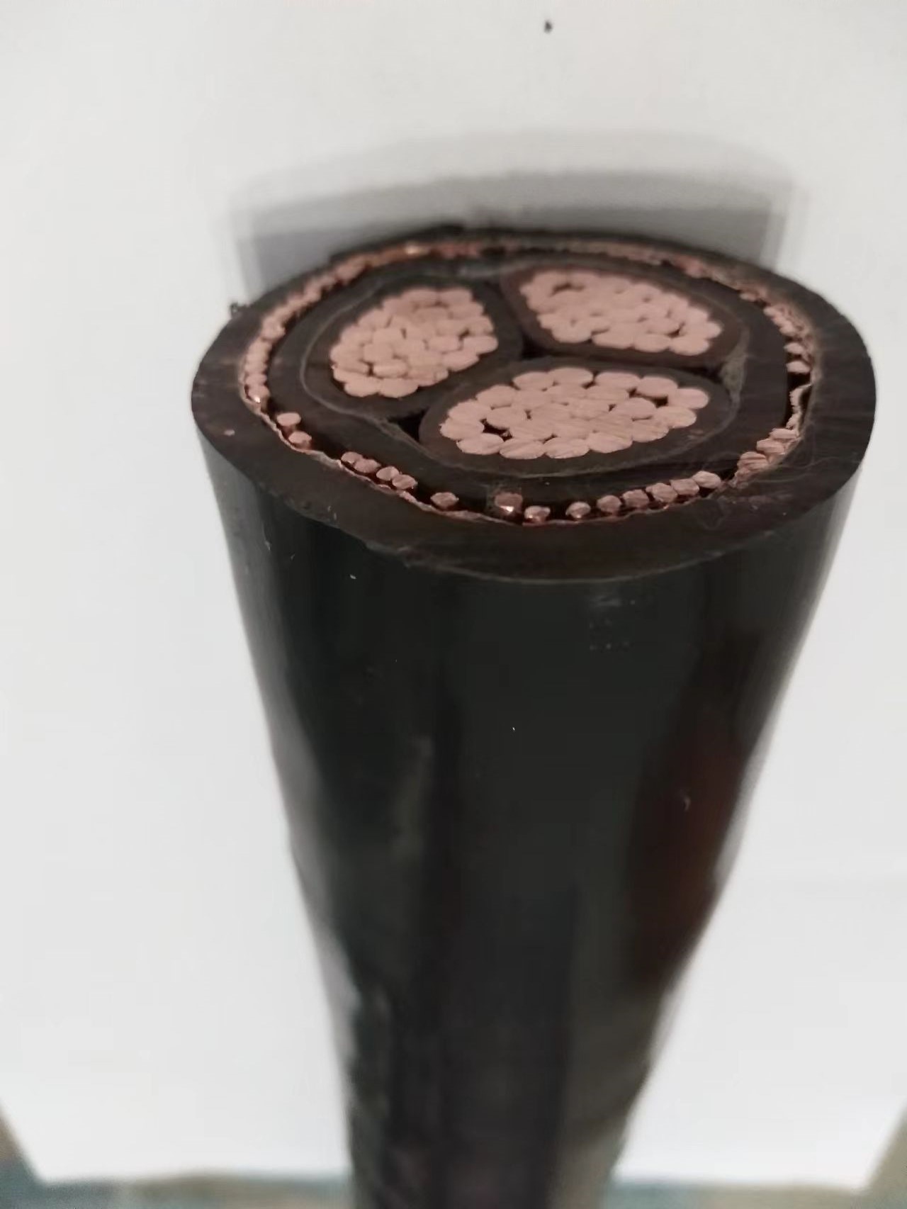 铜带加强屏蔽电线电缆-bpyjvp2变频电缆