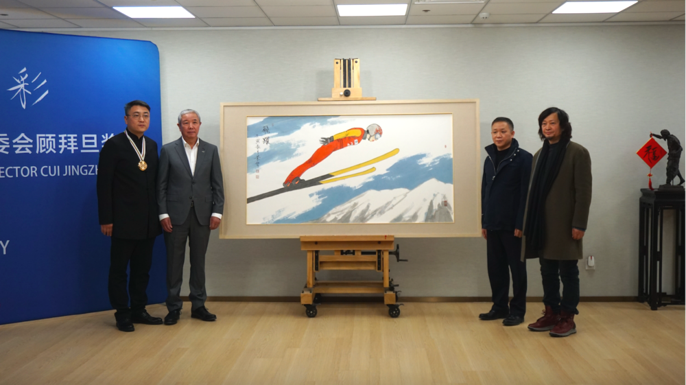 青年画家崔景哲荣获"顾拜旦奖章"