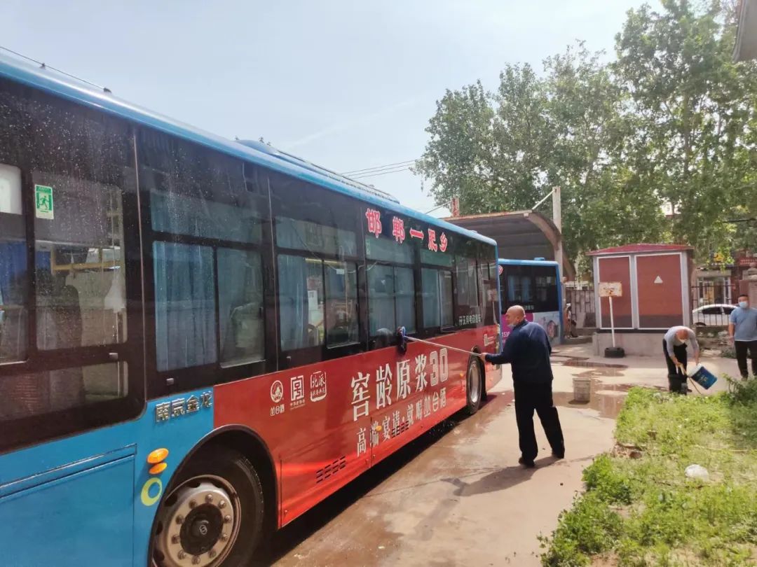 邯郸至肥乡区806公交线路至永年区801605公交线路恢复运营