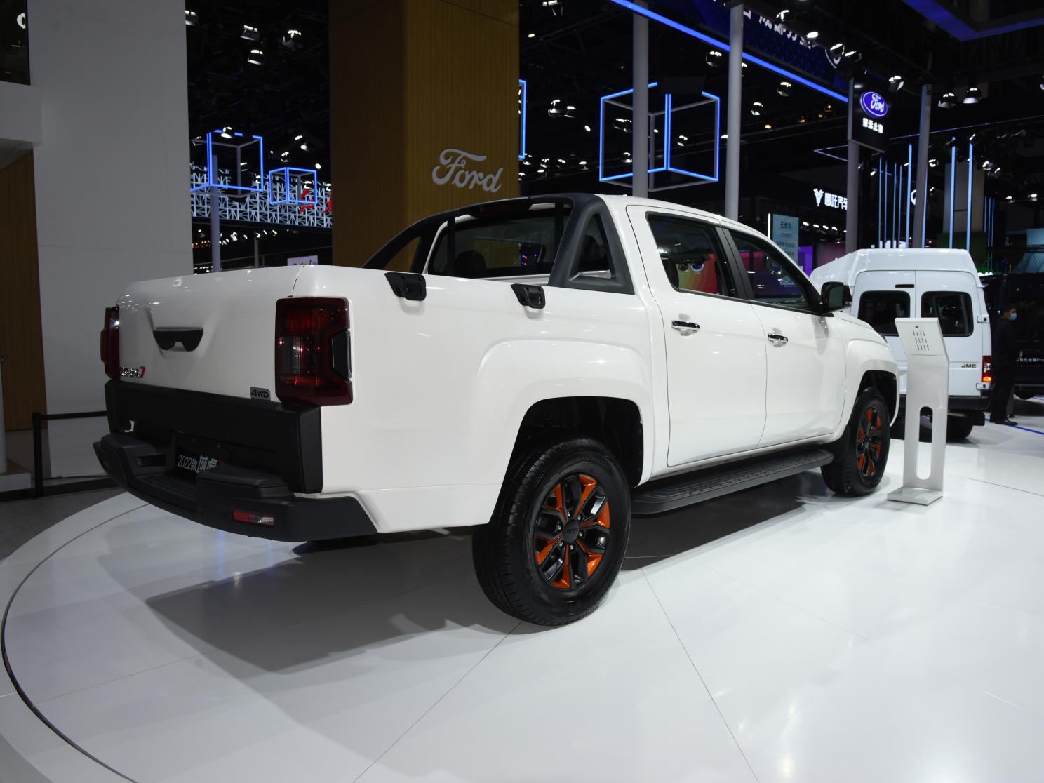 新车|域虎7正式亮相,宜商宜家的高端皮卡,2021成都车展