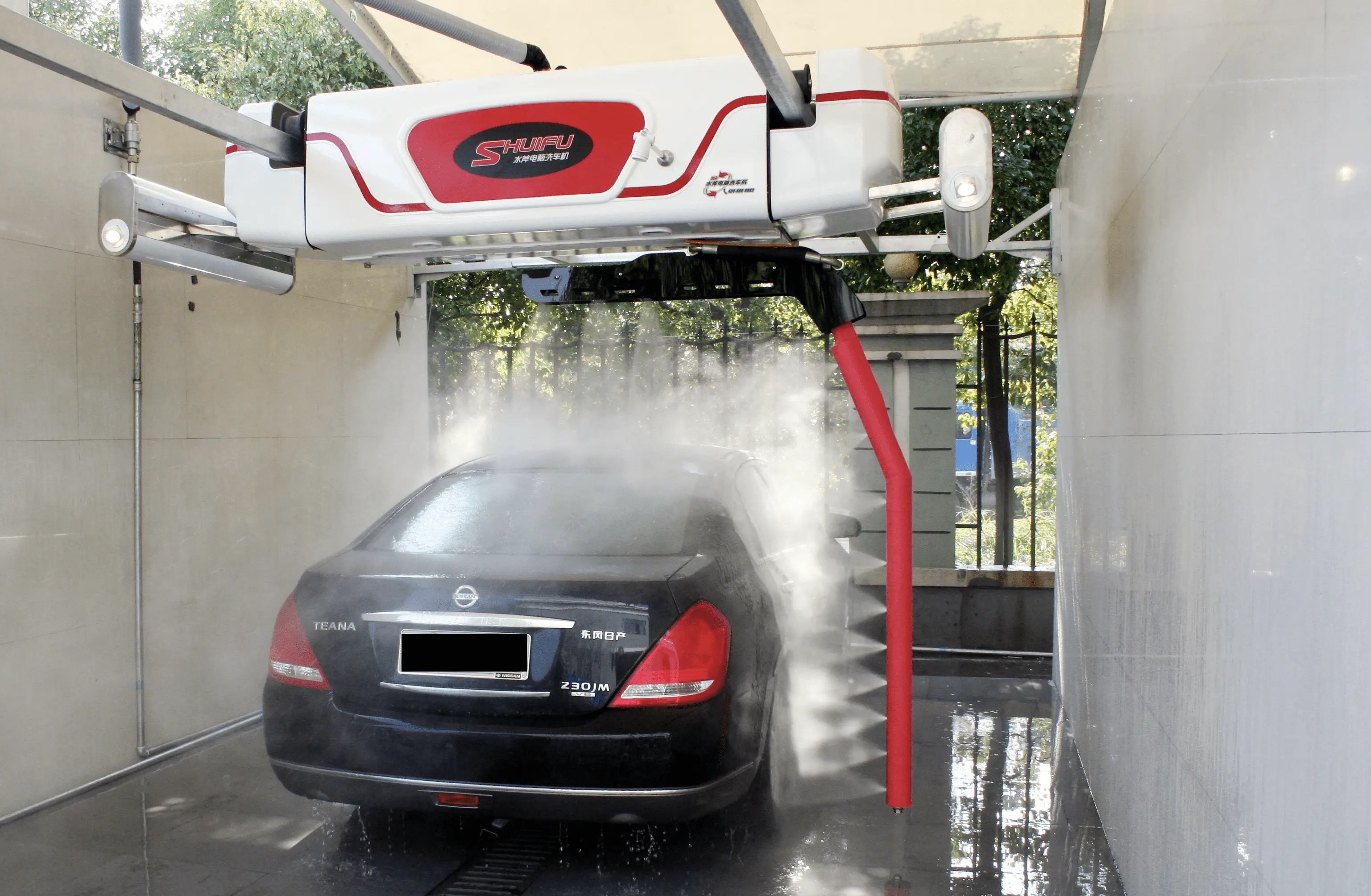 自动洗车机真的伤车漆吗