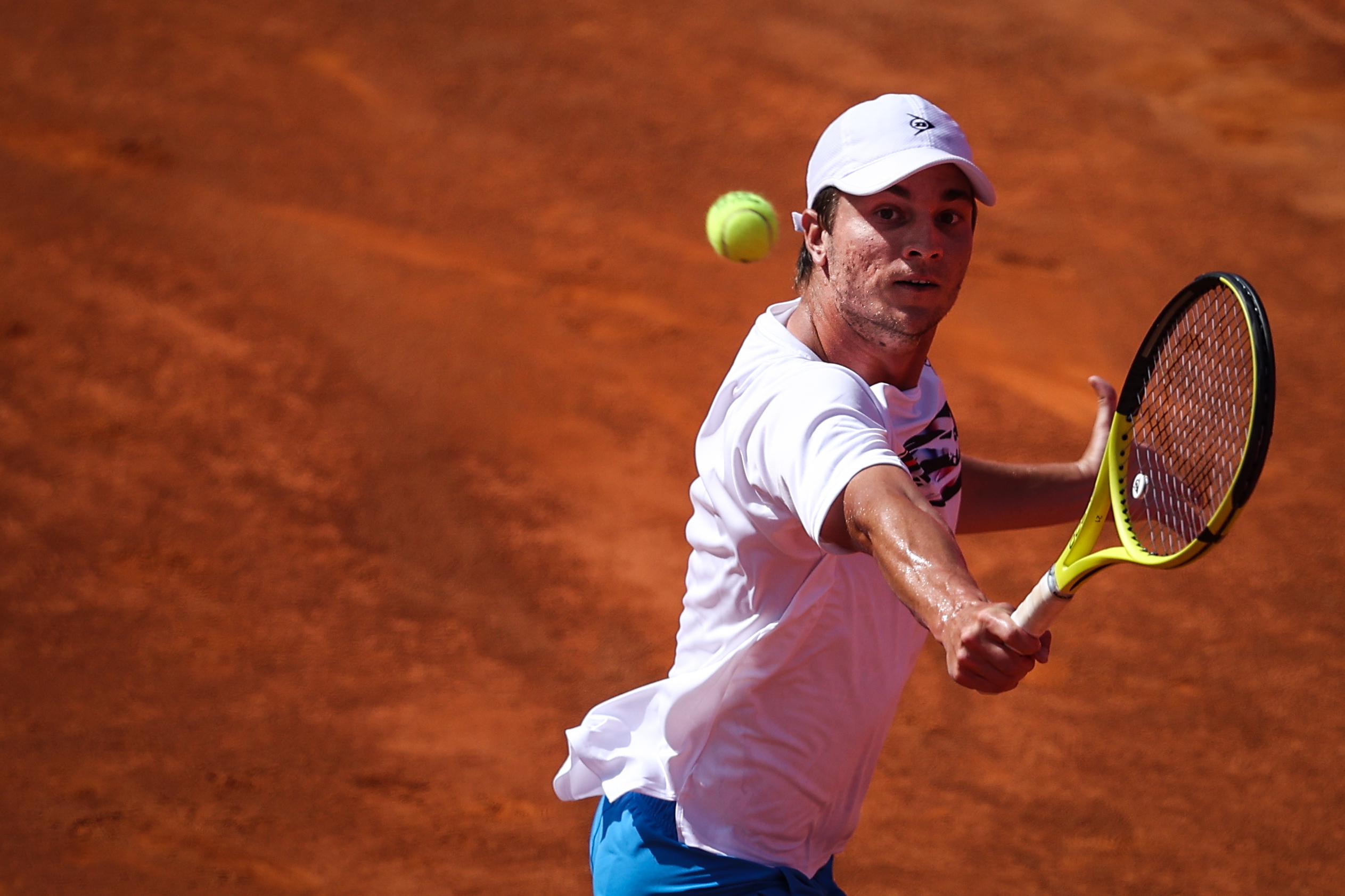 网球——埃斯托里尔公开赛:鲁德夺冠