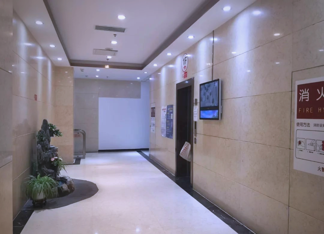 高端写字楼新地标,百环青创大厦引领商务新篇章