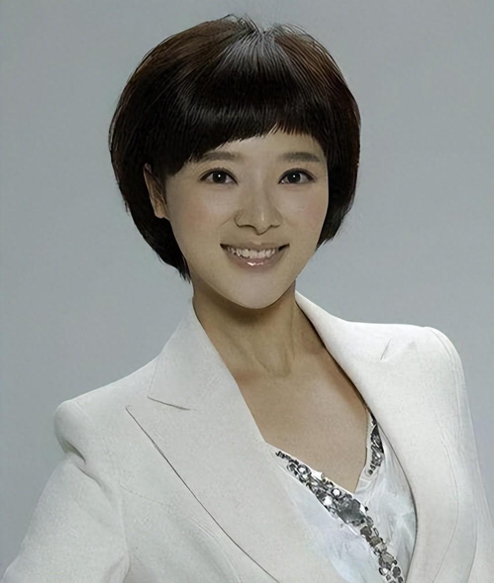 主持人胡蝶:我这辈子最正确的决定,就是为导演陆川生下一儿一女