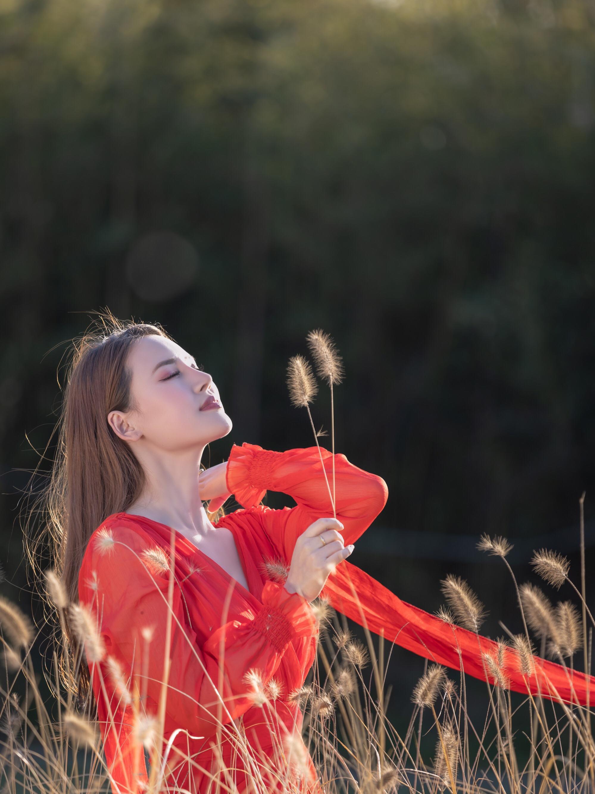 记否,那飘散在风中的承诺?