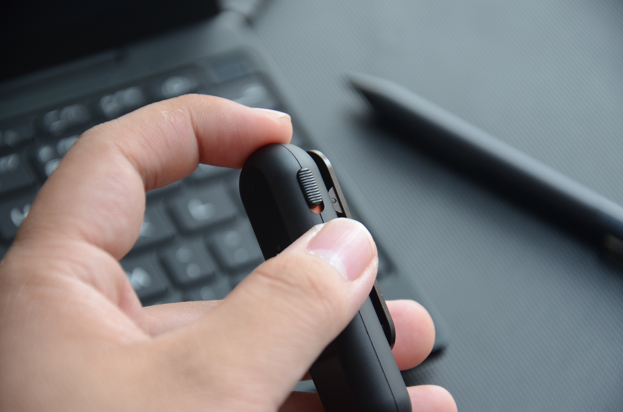 小米生态链"墨案智能录音笔"评测:文字工作者的办公新装备