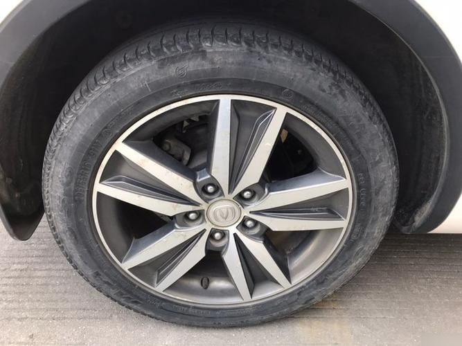 16款长安逸动轮胎型号,长安逸动轮胎型号对照表?