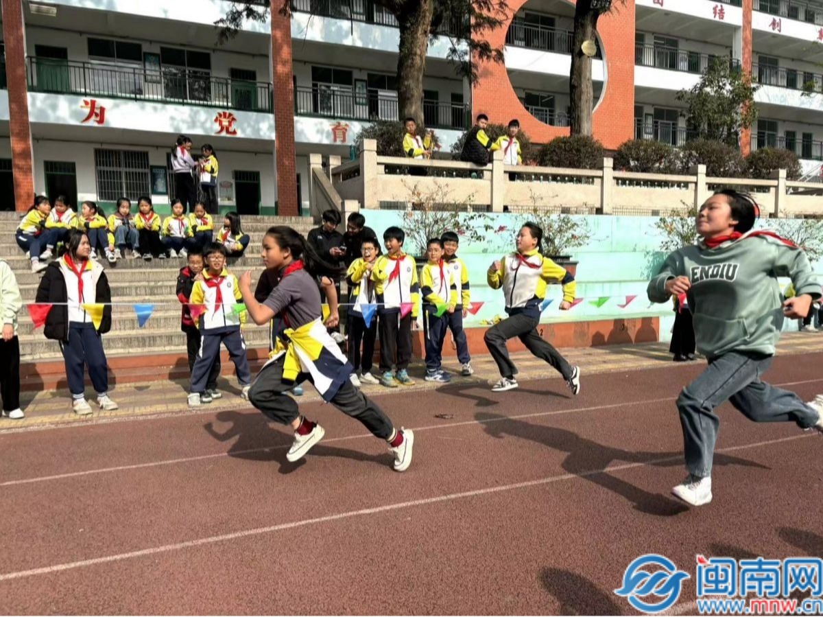 平和县大溪中心小学图片