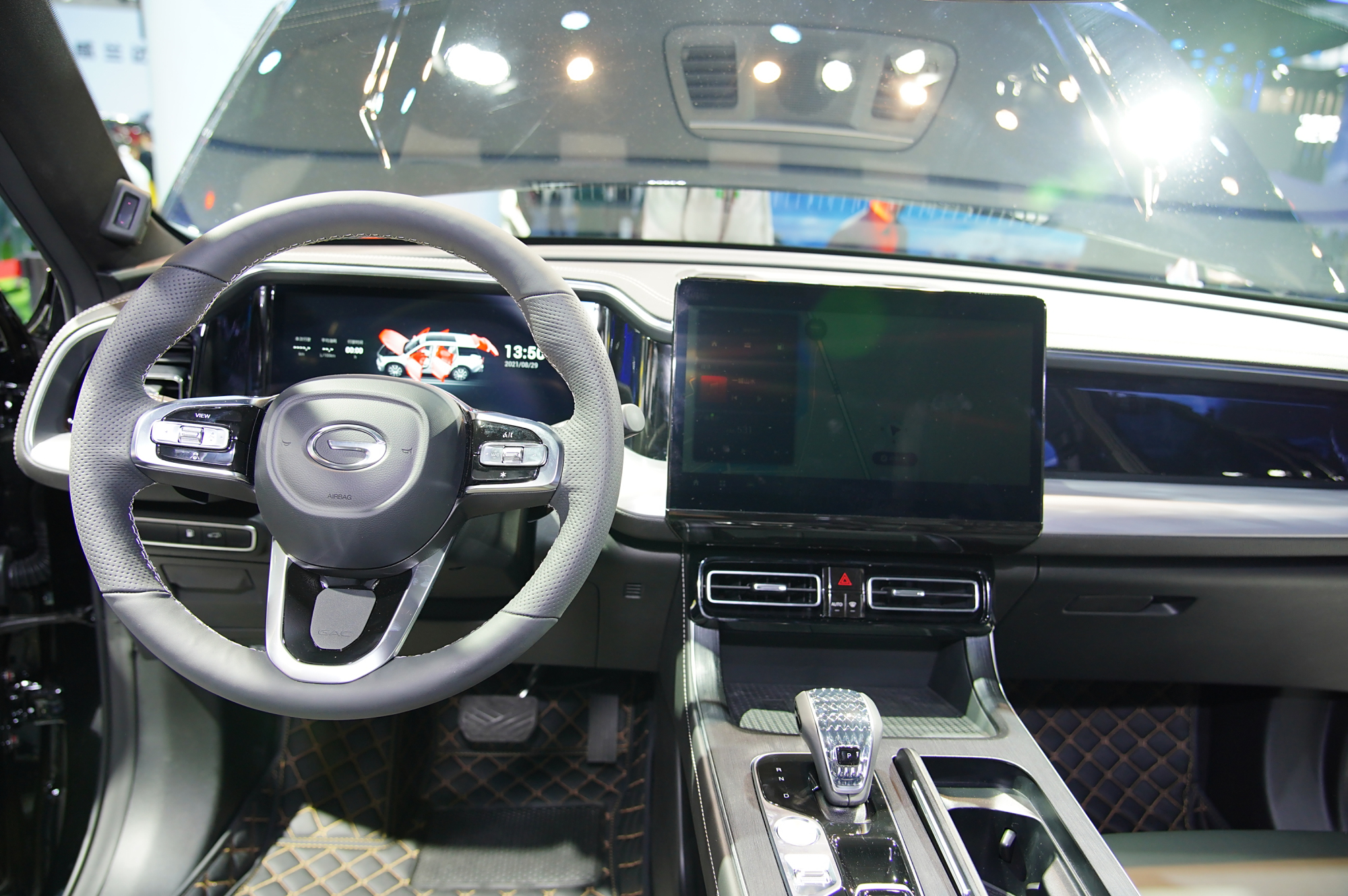 新车|全新传祺gs8内饰,成都车展正式发布,风格大气简约