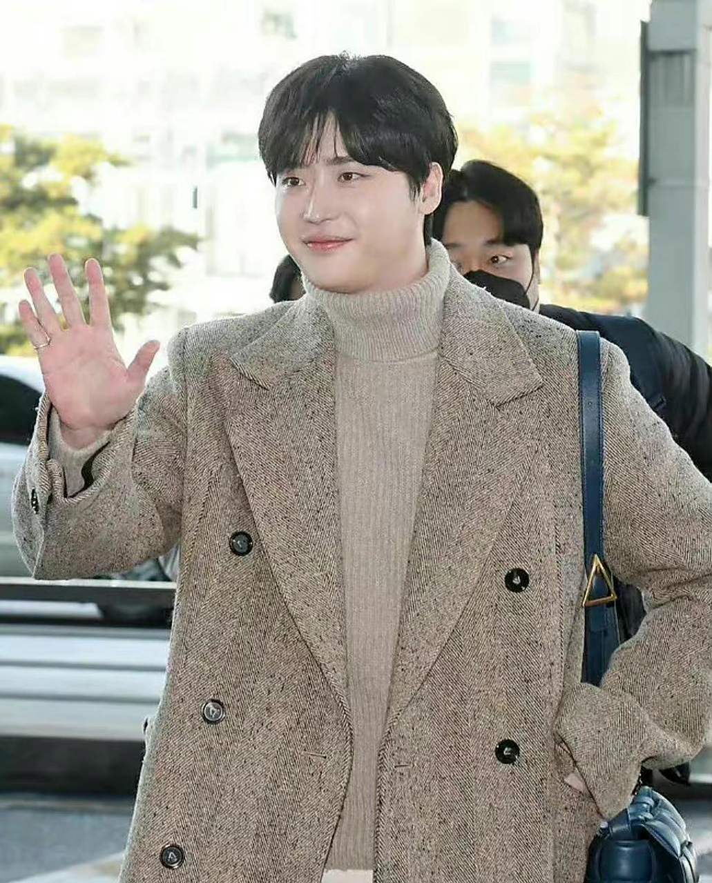 李钟硕是怎么做到胖瘦随意切换的啊…[跪了]