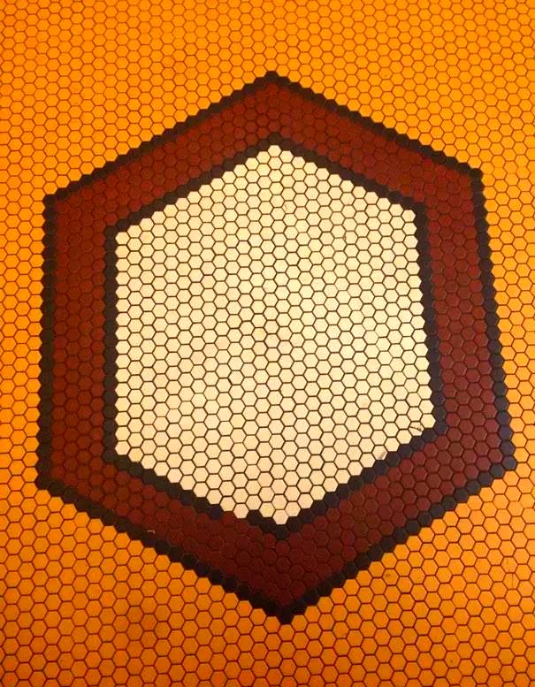 众多令人抓狂的不完美照片,强迫症患者的噩梦