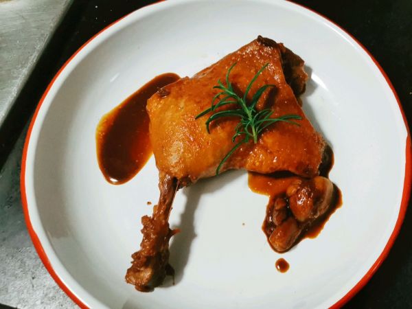 每次做这道简单酱鸭腿,隔壁小孩都会来敲门