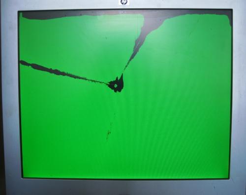 显示器漏液还能修吗