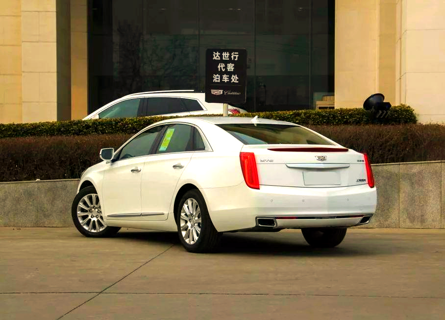 凯迪拉克xts加长版亮相,豪华设计与创新科技的结合