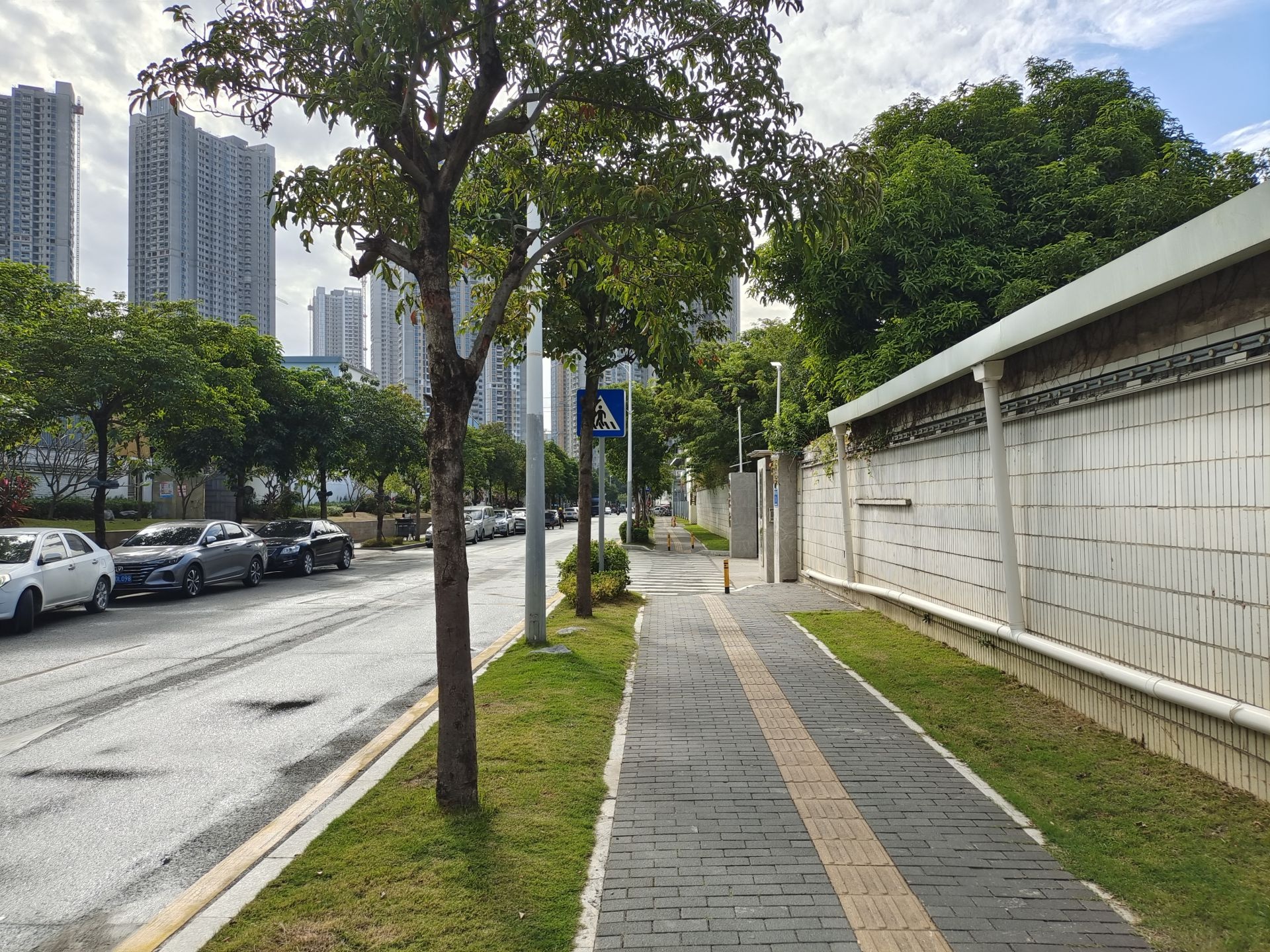 道路景观实景图片