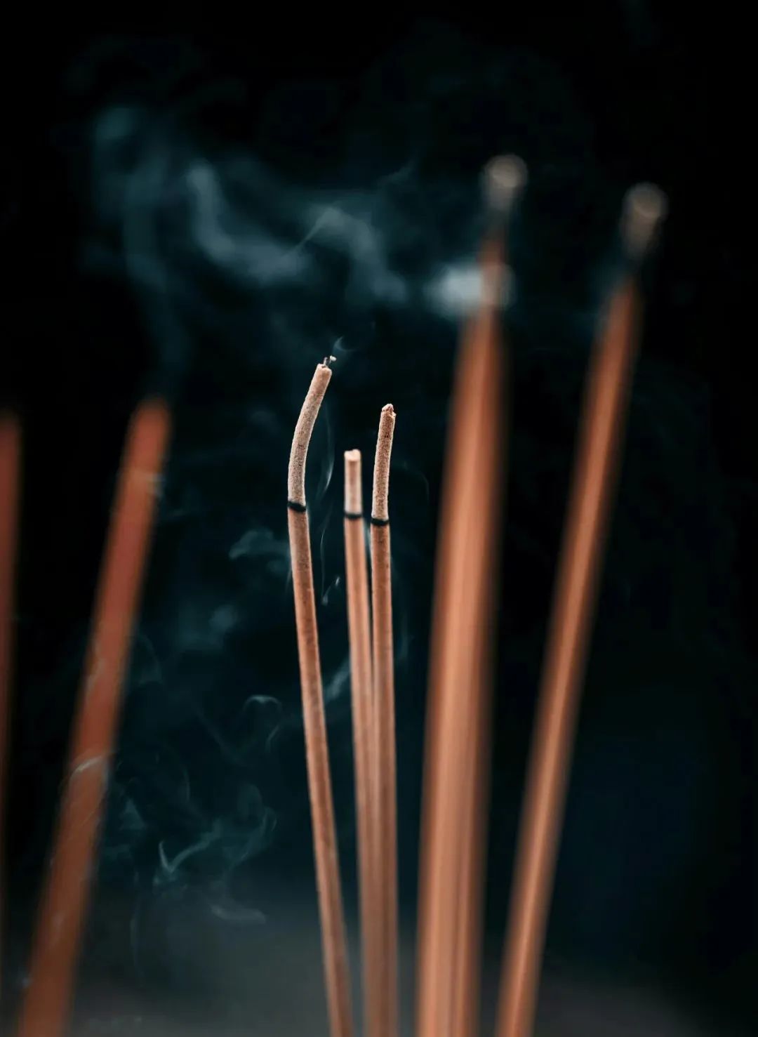 半夜不能给佛上香?师父告诉你真相!