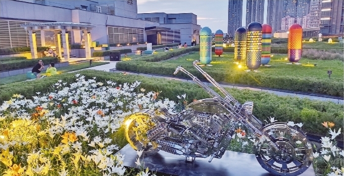 沈阳首个空中雕塑公园 百米高空打造富氧净土