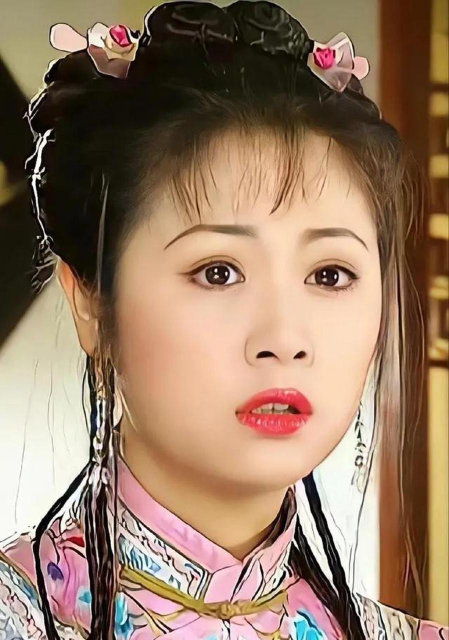 林心如版紫薇是比较喜欢的,她演出了我见犹怜的感觉,温柔娴静,知蚀镲