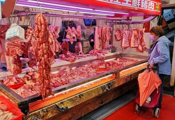 台湾猪肉价格"狂飙":卤肉饭涨价,猪肉摊贩叹涨价夸张