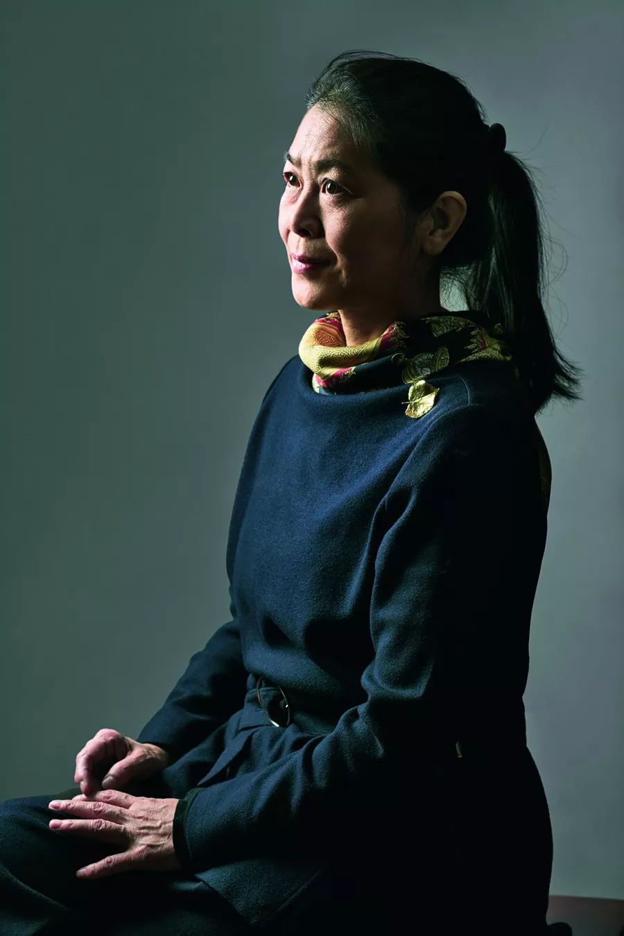 迟子建在《额尔古纳河右岸》中写到:一个伤痛着的人置身一个陌生的环