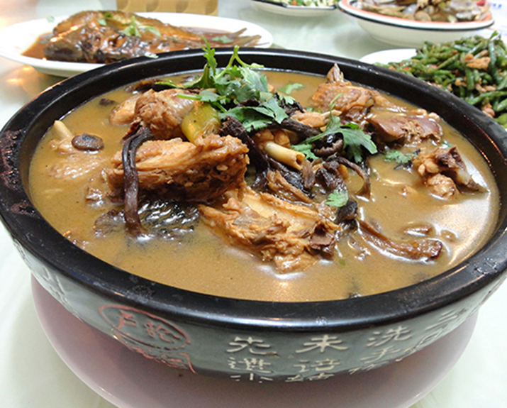 原来在丹东青山沟能吃到这么多的美食!好吃到流口水!