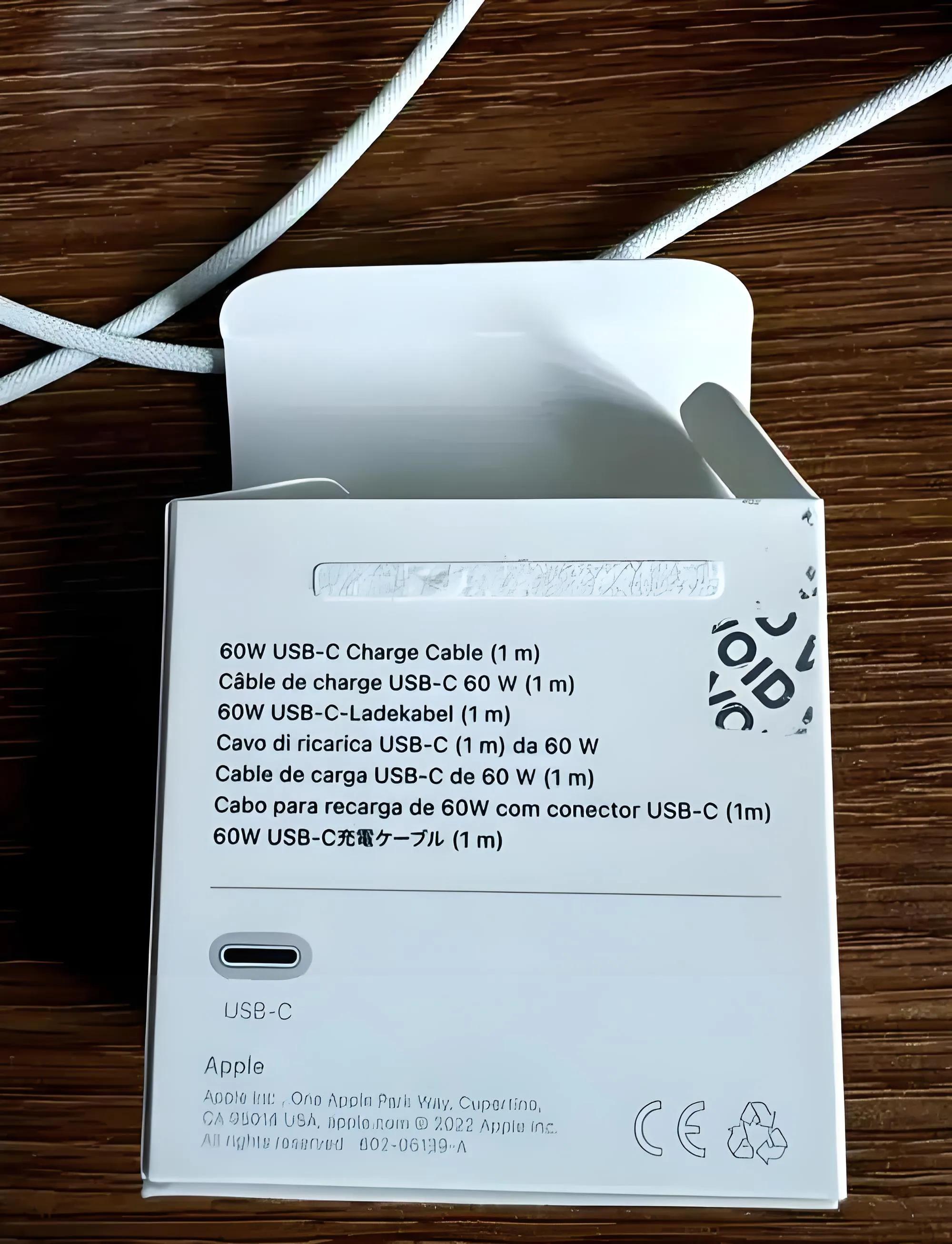 iphone数据线真伪:不拆包装,摇一摇就能辨别真假,赶紧学起来!