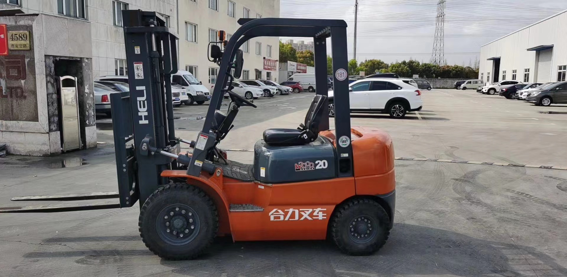 电动叉车1吨多少钱一台