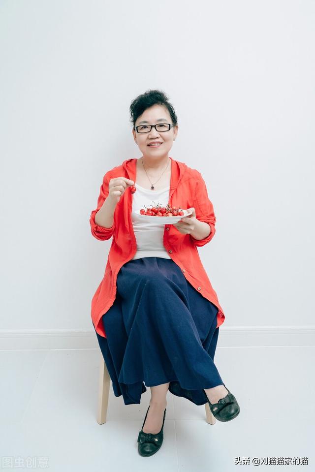 五十岁在家如何挣钱(五十岁在家如何挣钱手工活)