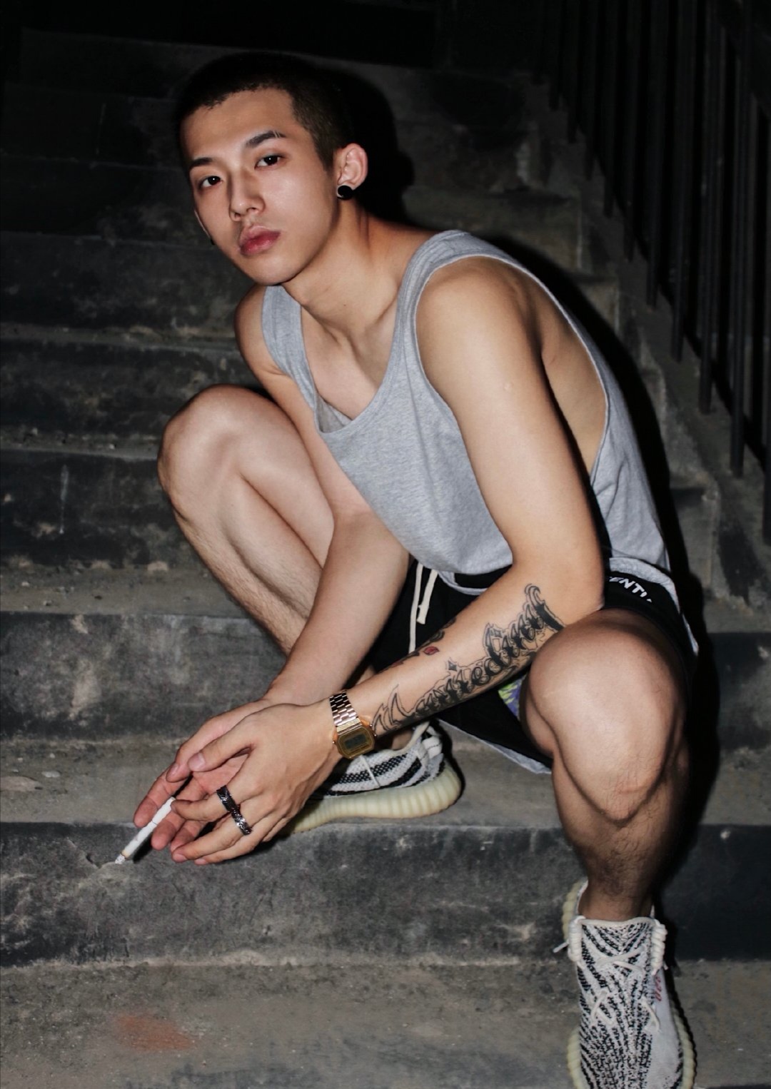 禁欲系男生说的就是这样子的吧,沦陷了