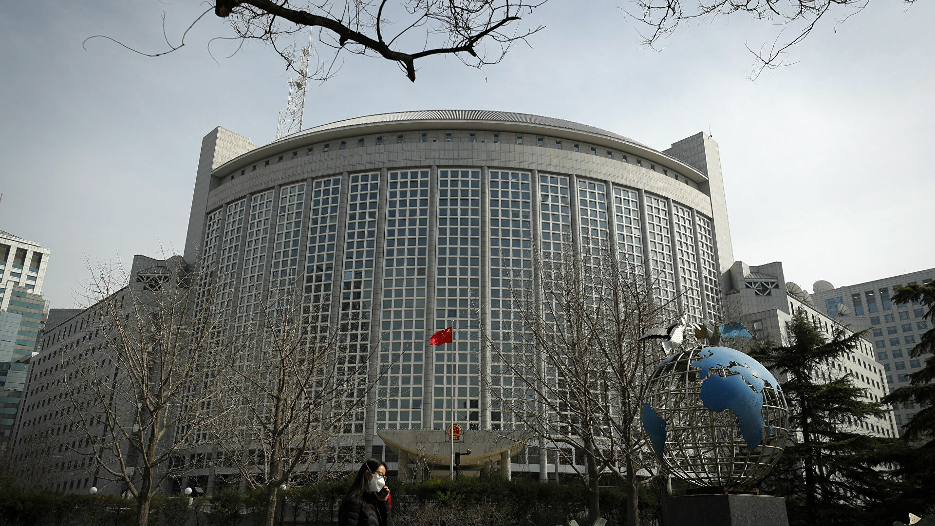 中国外交部:美国图借美洲峰会干涉拉美和加勒比地区事务的图谋注定会