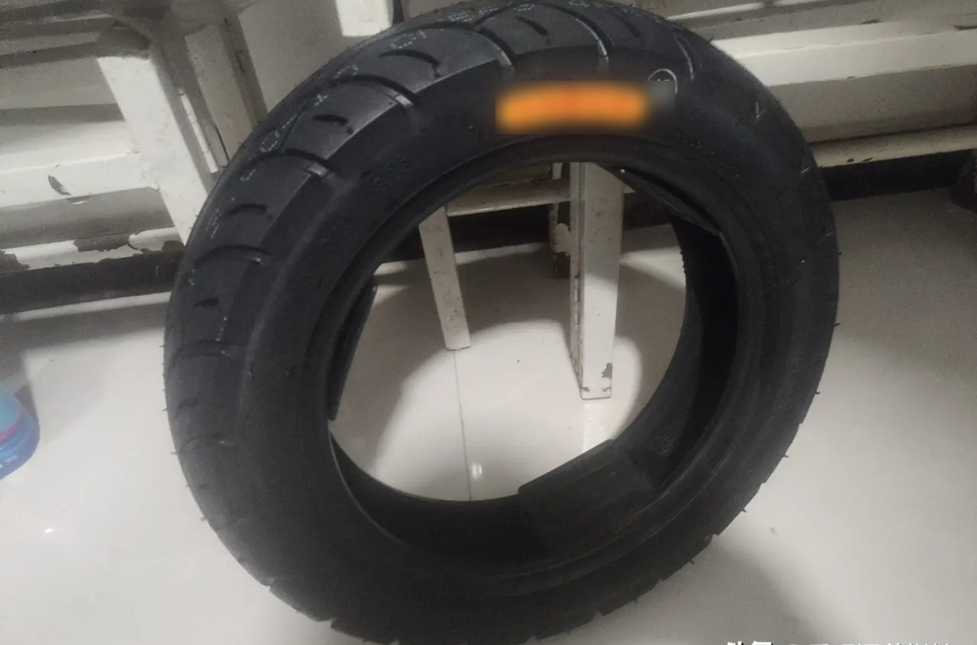雅迪电动车战锐缤钻版e—g轮胎型号是什么?