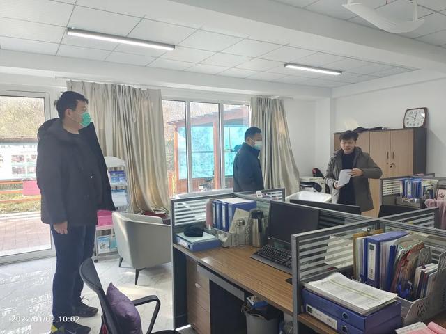 元旦察访不停歇—济宁市任城区纪委监委开展节假日"四风"问题察访工作