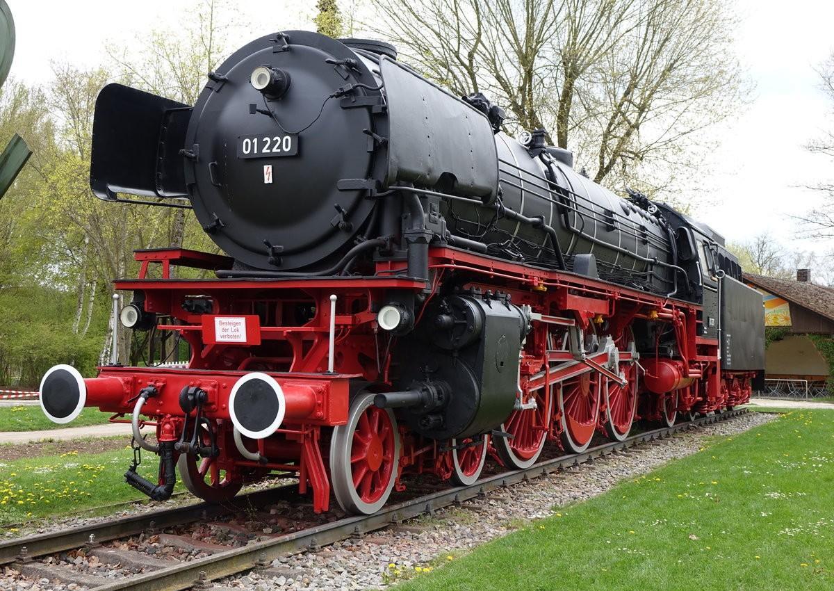 带螺旋桨的火车?1931年德国就造出"高铁",时速达230公里!